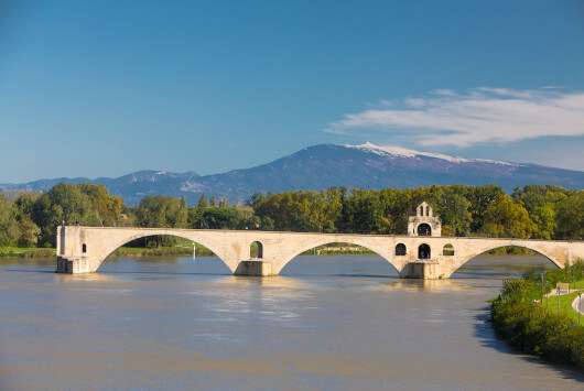 Pont Saint-Bénézet (ou pont d'Avignon) - ©KESSLER G